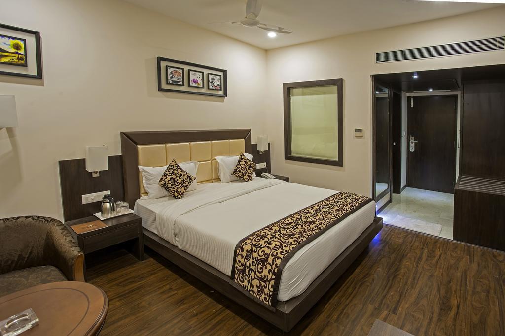 โฮเต็ล ราวี เรสซิเดนซี Hotel Morbi ห้อง รูปภาพ