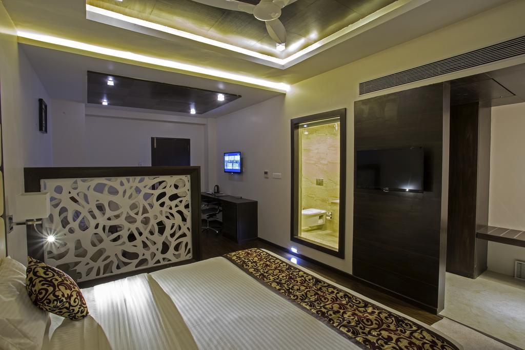 โฮเต็ล ราวี เรสซิเดนซี Hotel Morbi ห้อง รูปภาพ