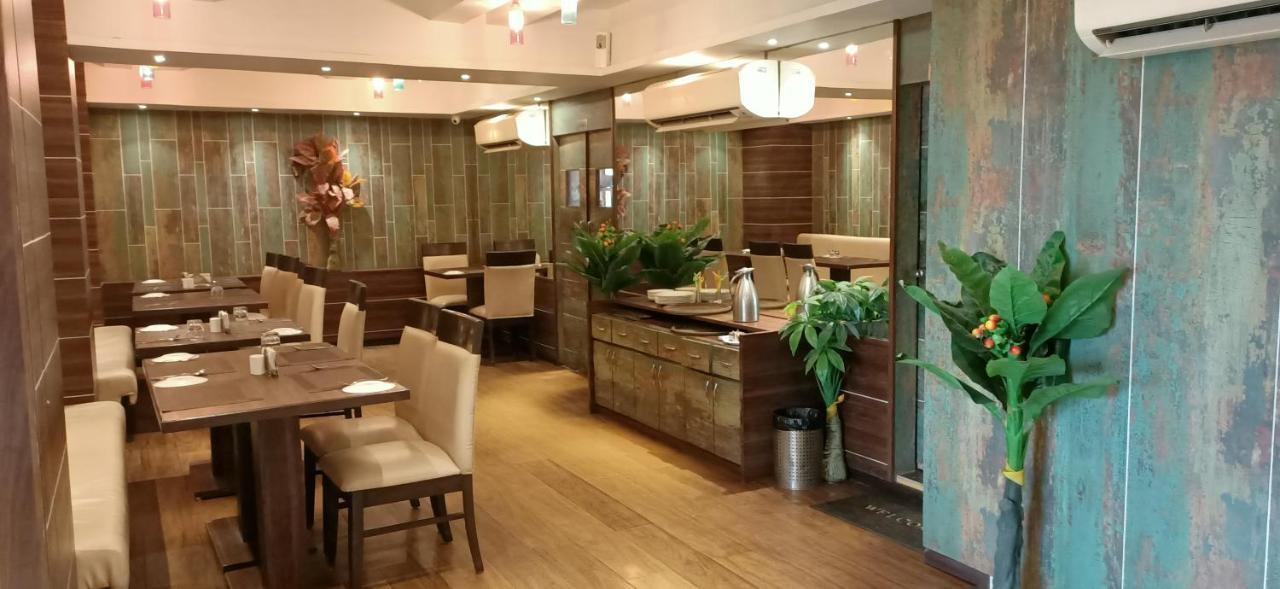 โฮเต็ล ราวี เรสซิเดนซี Hotel Morbi ภายนอก รูปภาพ